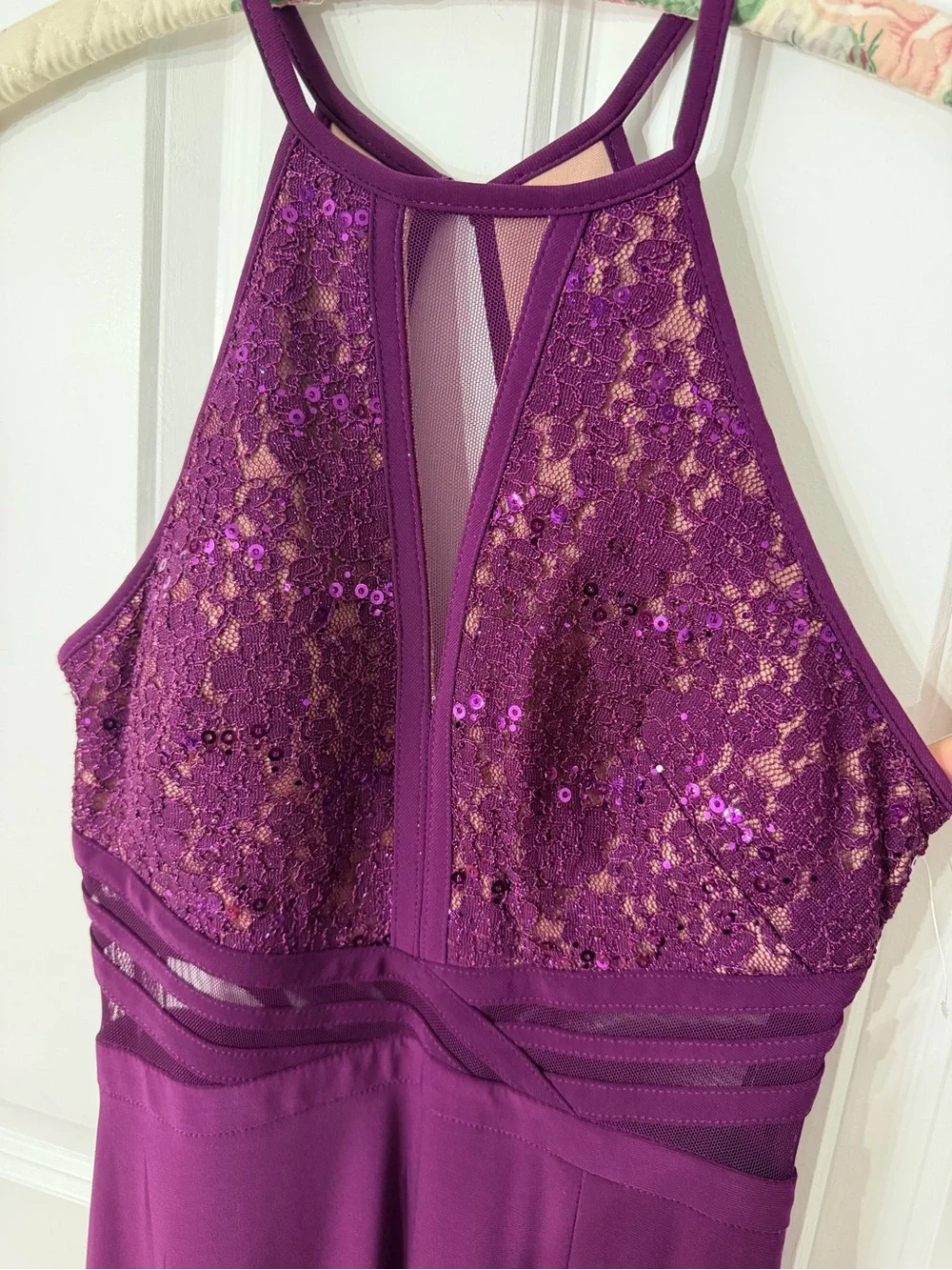 Morgan & Co. Purple Sequin Lace Open Back Formal Gown Size 3 Tall - Picture 3 of 13